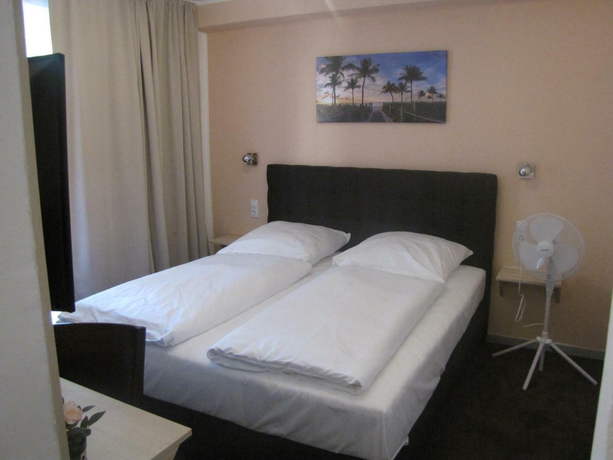 המבורג Milano Hotel מראה חיצוני תמונה