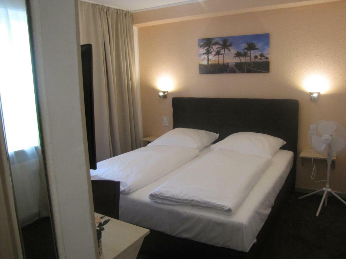 המבורג Milano Hotel מראה חיצוני תמונה